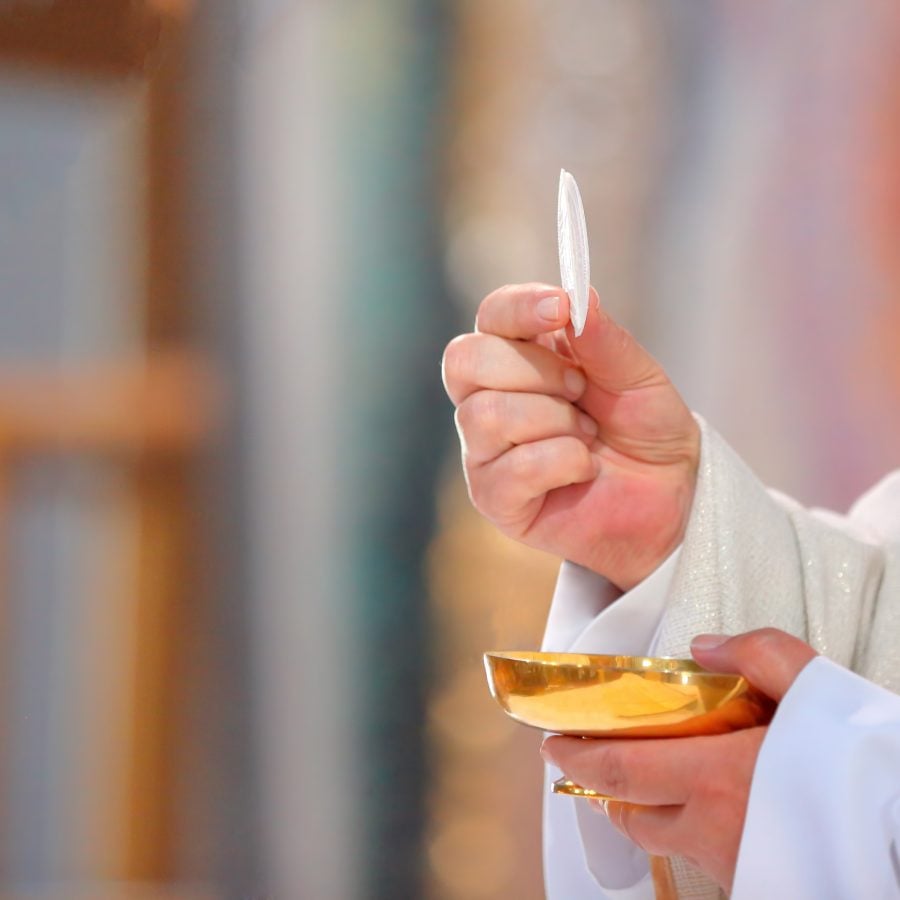 When did the catholic church start fasting before communion?