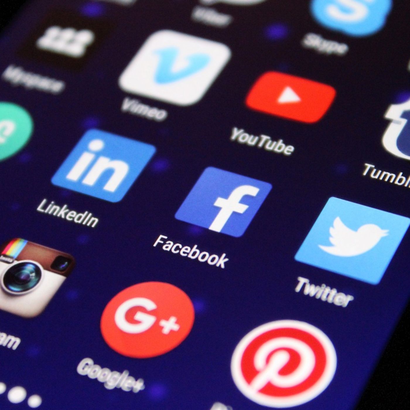 #12351 Why Evangelize on Social Media? – Fr. David Michael Moses (Encore) - Fr. David Michael Moses
